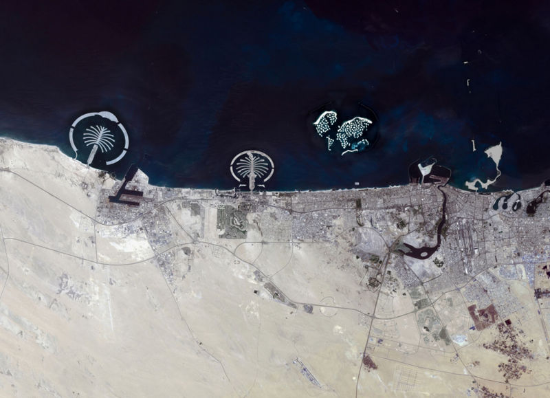 Αρχείο:SatelliteJanuary2007DubaiCopyrightNakheelSNakheel - Satellite Photograph of Dubai, January 2007 (Copyright Nakheel).jpg