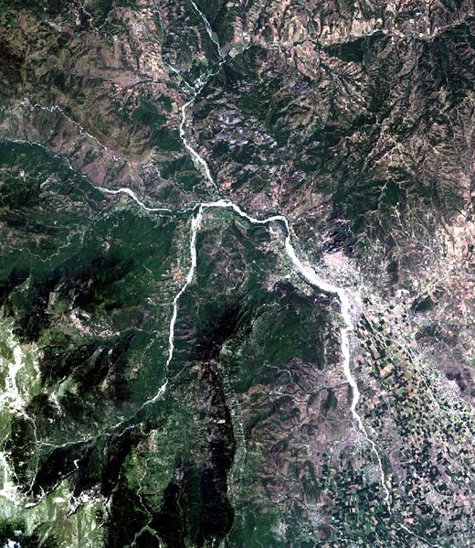 Αρχείο:River Landsat.JPG