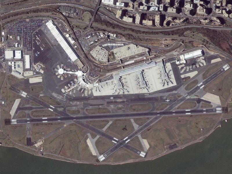 Αρχείο:National airport of washington.jpg