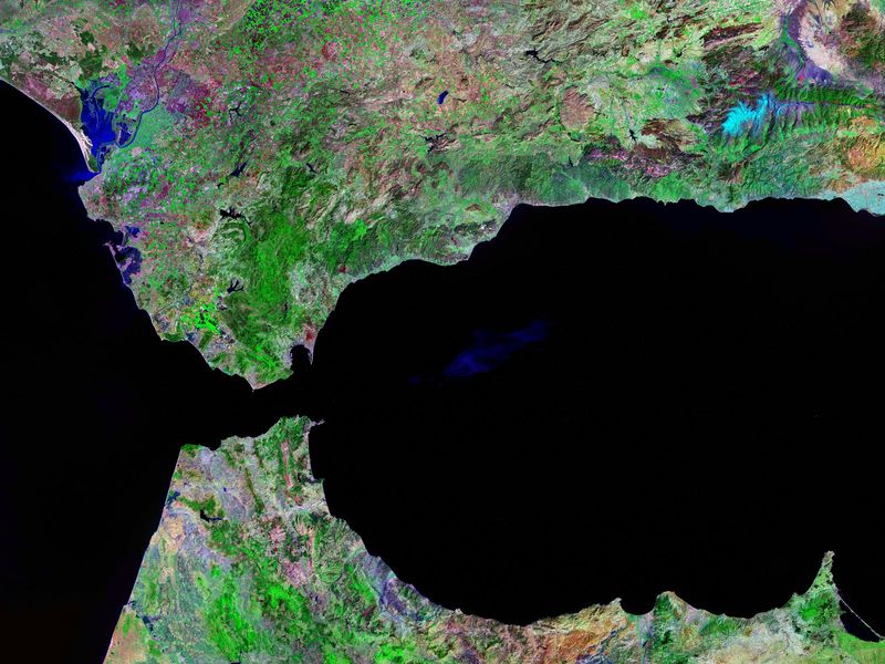 Αρχείο:Gibraltar straight-Landsat.jpg