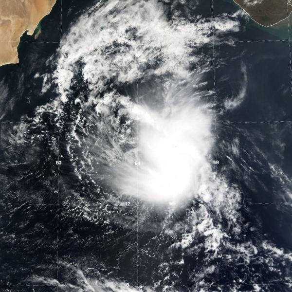 Αρχείο:Tropical Cyclone 04A 05 nov 2004 0620Z.jpg