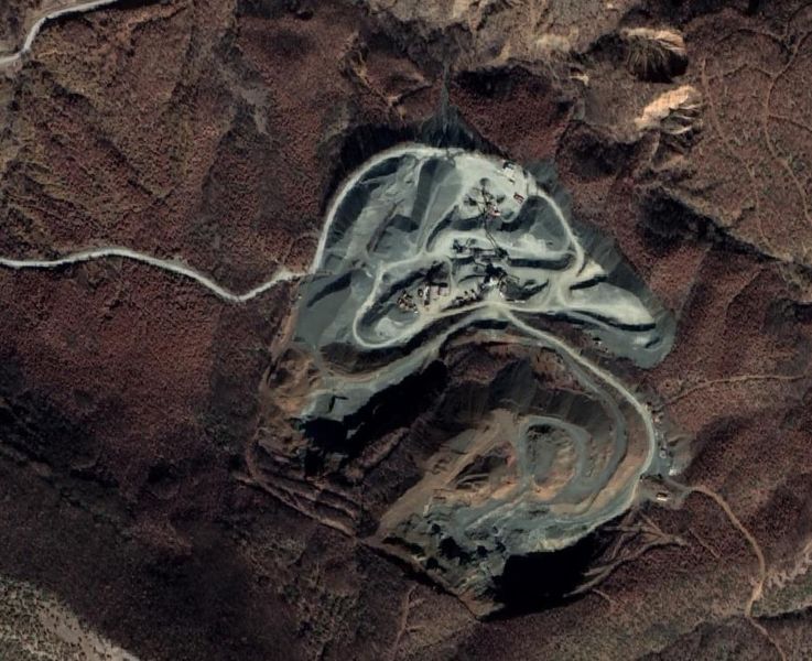Αρχείο:Satellite minerale.jpg