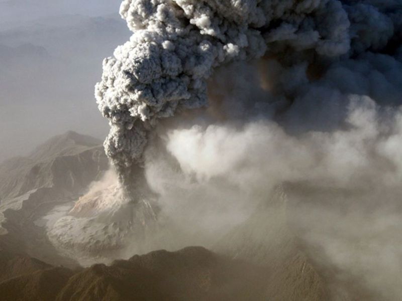 Αρχείο:Volcano 060110-thumb-large.jpg